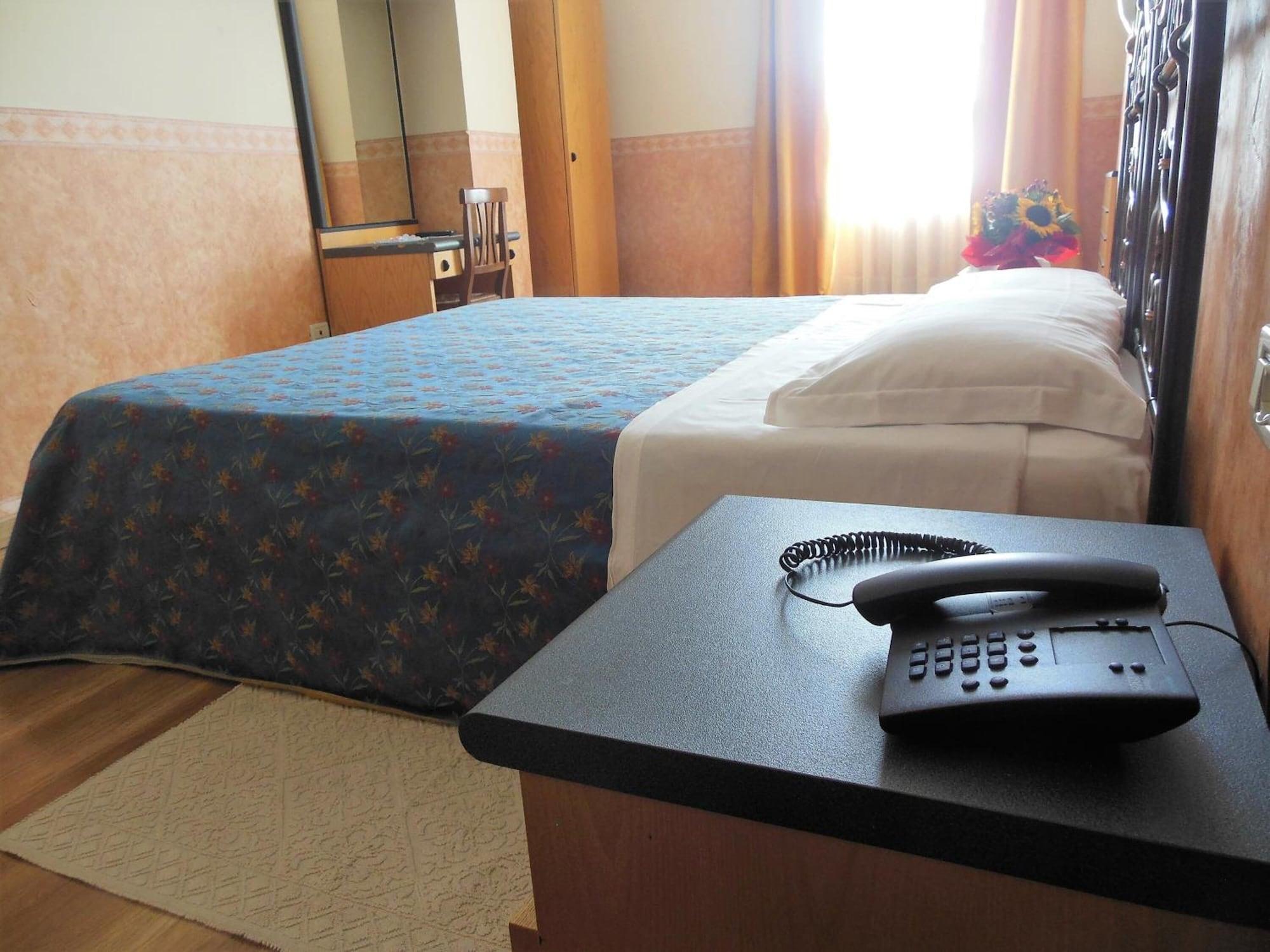 Hotel San Giorgio Болонья Экстерьер фото