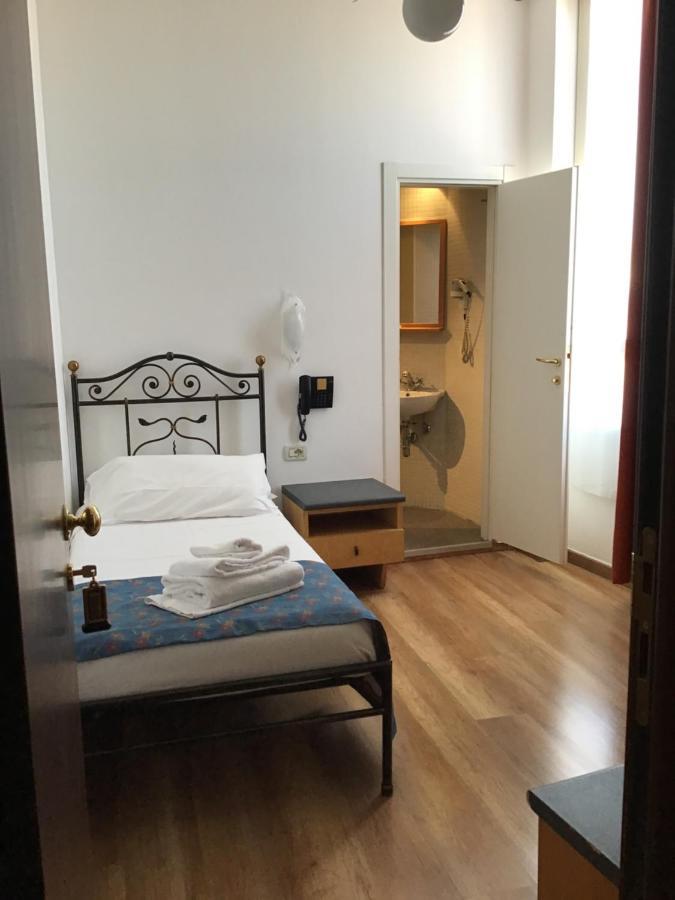 Hotel San Giorgio Болонья Экстерьер фото