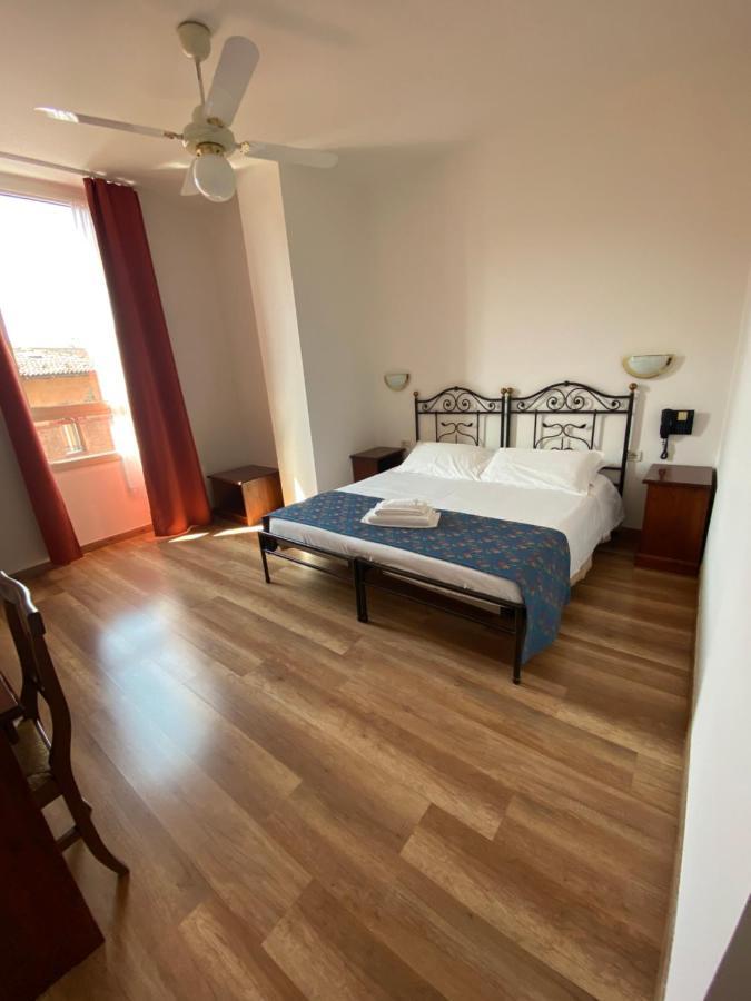 Hotel San Giorgio Болонья Экстерьер фото